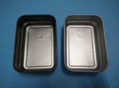 <b>304不銹鋼飯盒酸洗鈍化前后效果</b>