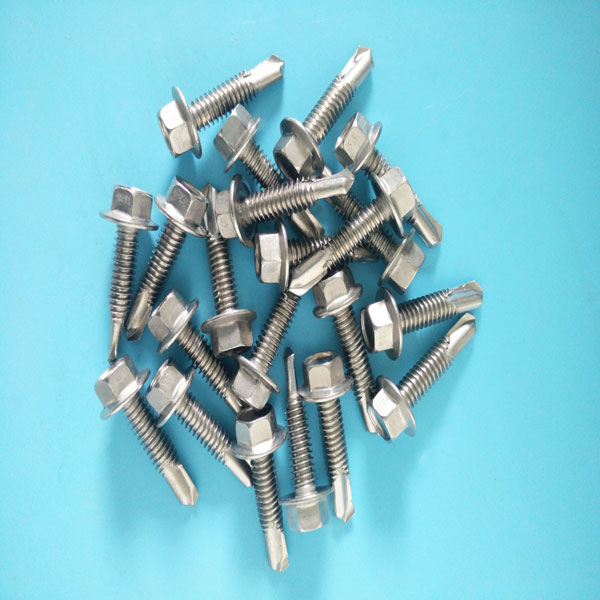 304不銹鋼緊固件鈍化處理過(guò)720H中性鹽霧測(cè)試時(shí)間